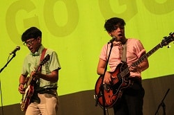 Saleh (gitar), Ricky (bas)