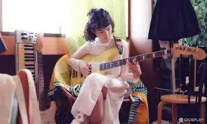 Elo Elo Rilis Debut EP ‘I Can’t Find My Head’, Experimental Pop Yang Groovy Dan Penuh Imajinasi