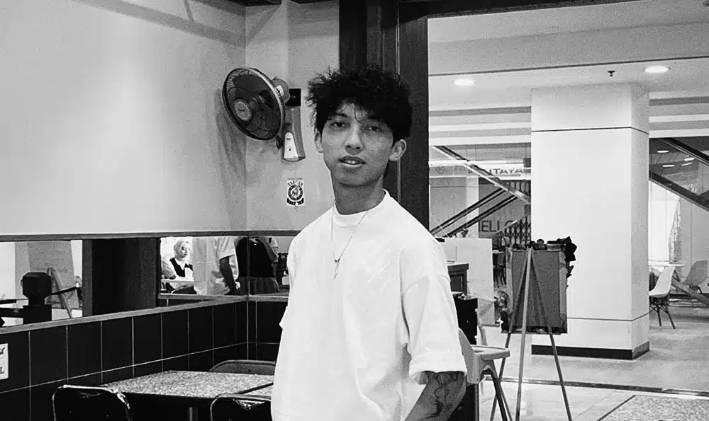 Penyanyi Prass