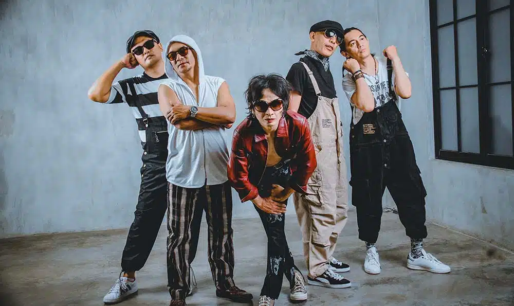 Band BandSAT! New Wave