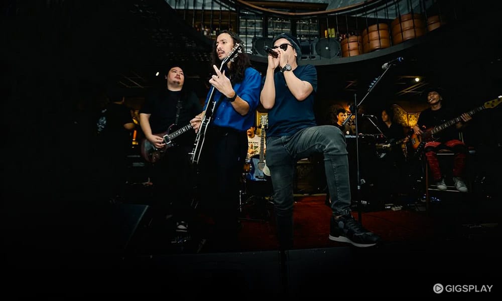 "LOH KOK TUM BAND"
