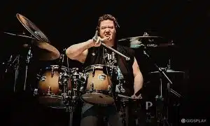 Leon Koil Meluncurkan Buku “Dapur Rock N’ Roll: Di Antara Musik Dan Masak”