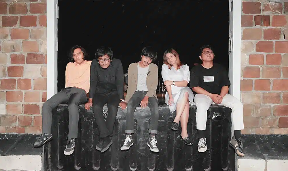 Band Circle Fox
