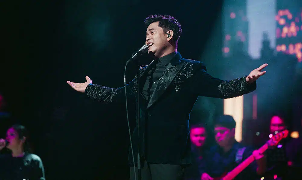 Cakra Khan Divine Concert
