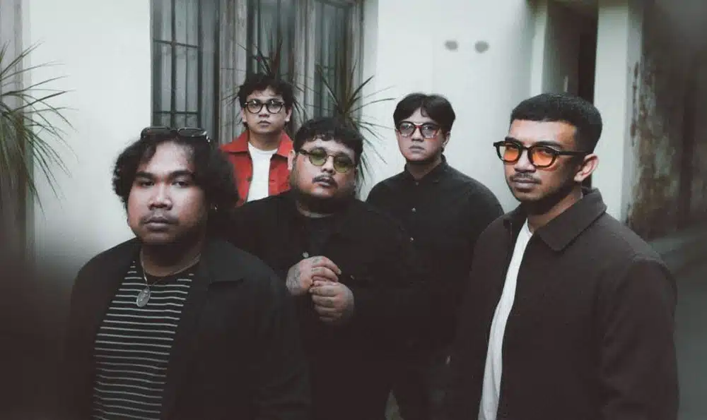 Band PVLETTE