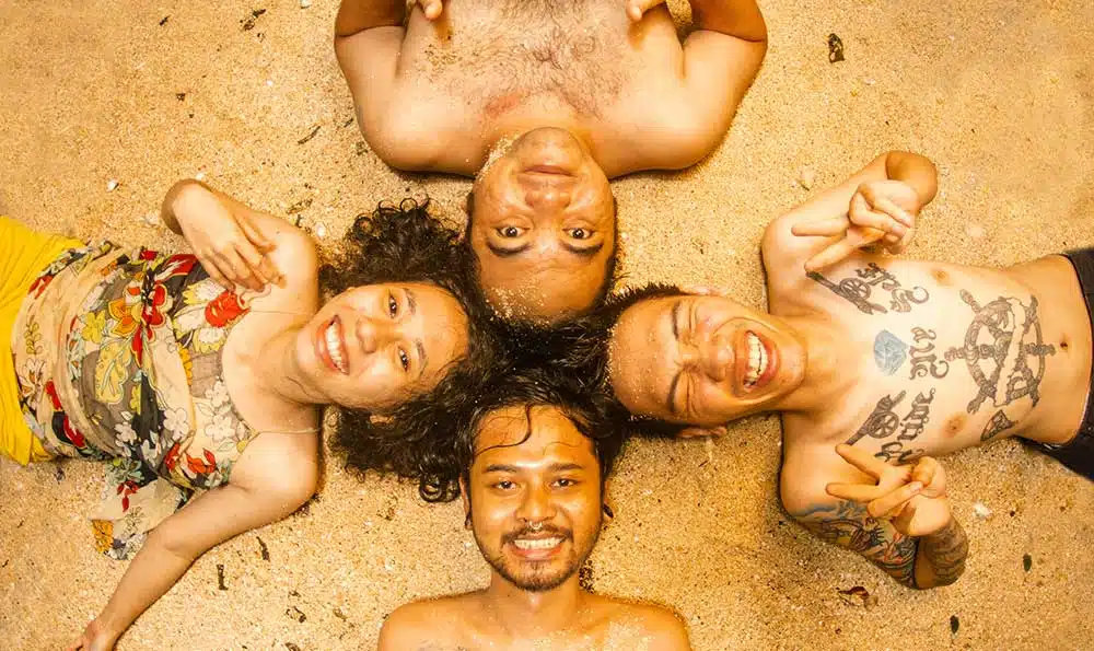 Band Weaken Amorē single Semu