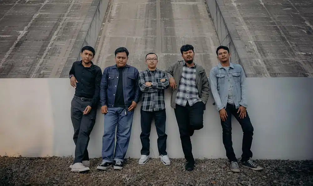 Band Deserve