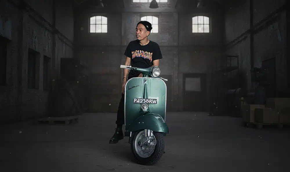 Iksan Skuter dan motor Vespa Sarinah