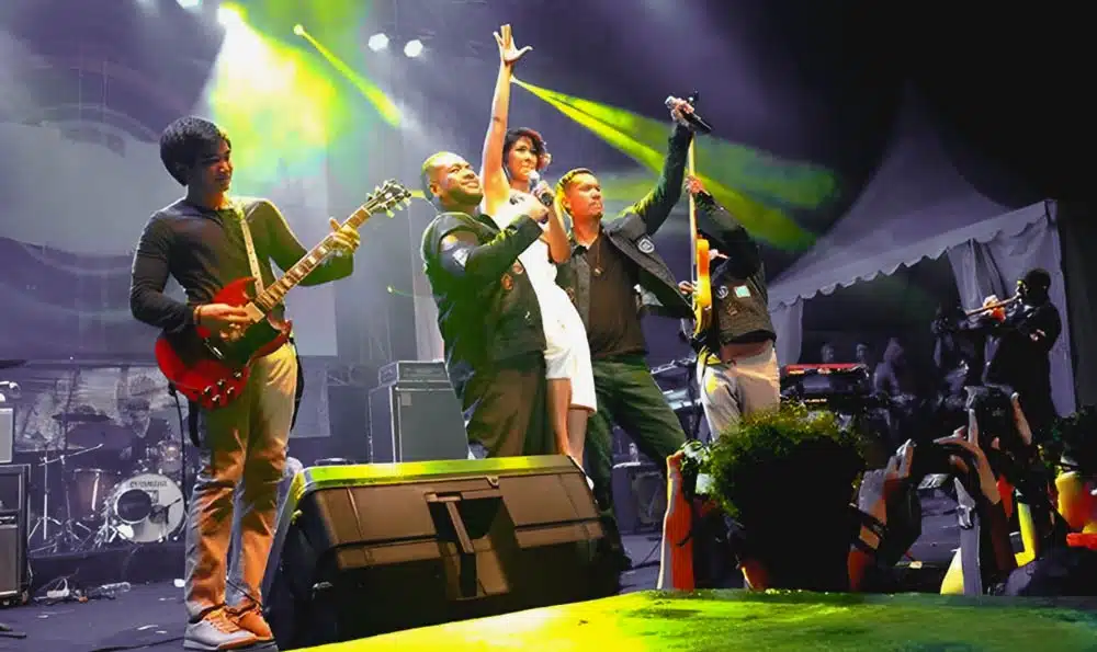 Penampilan Maliq & D’Essentials di Jazz Goes to Campus 2025