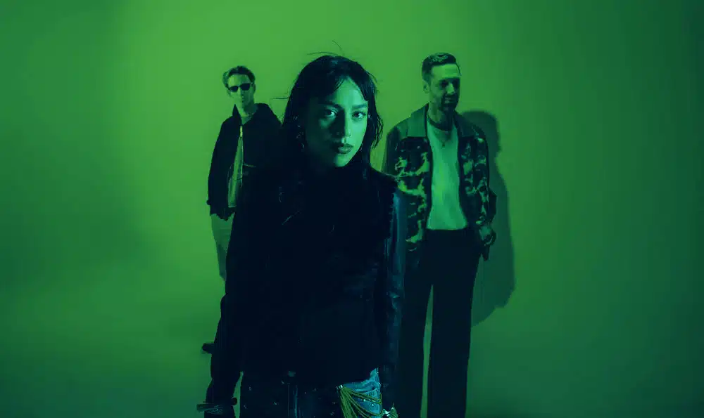 Telenova video musik The Deep