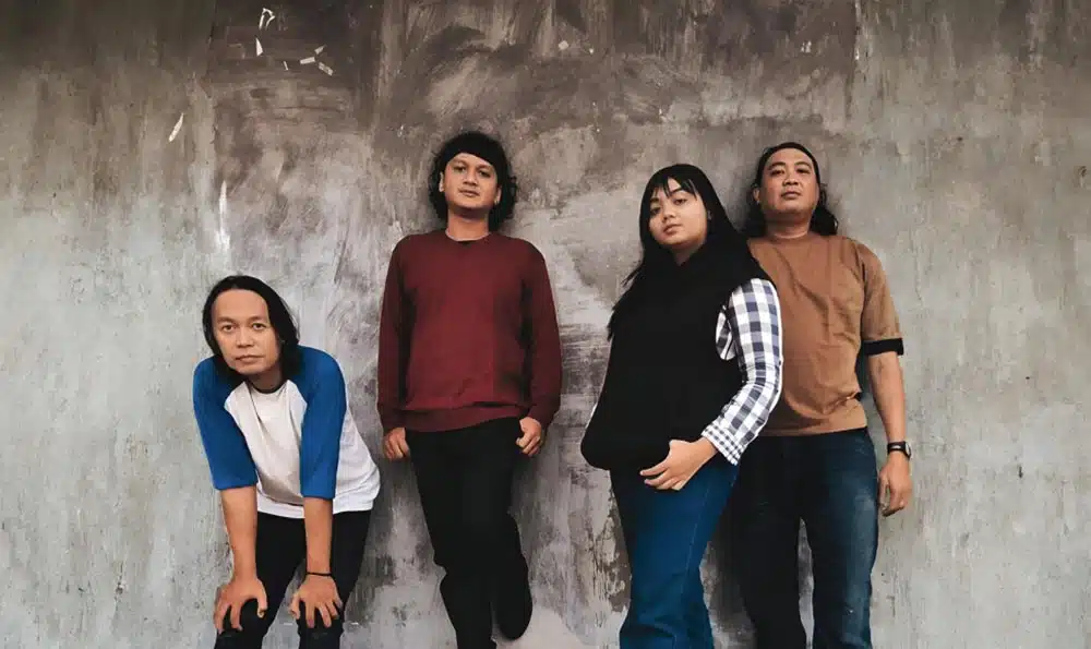 Band Merona