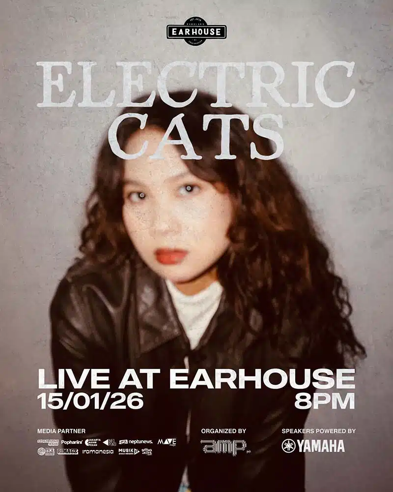 Live-at-Earhouse ElectricCats