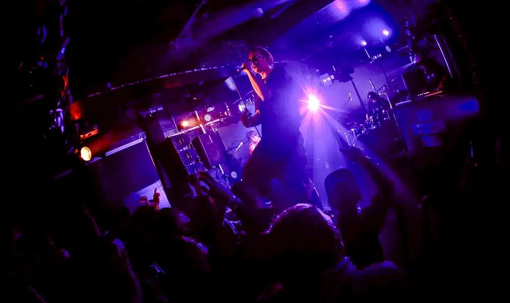 NEO BURNING FIRES Live Performance