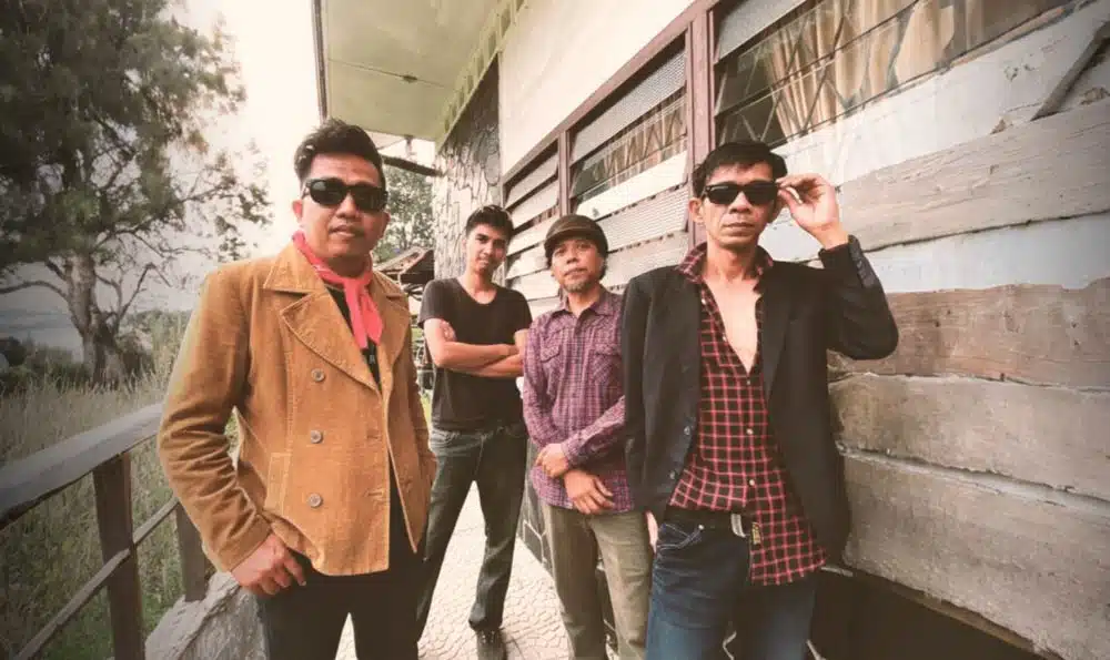 Band The ASID single Money