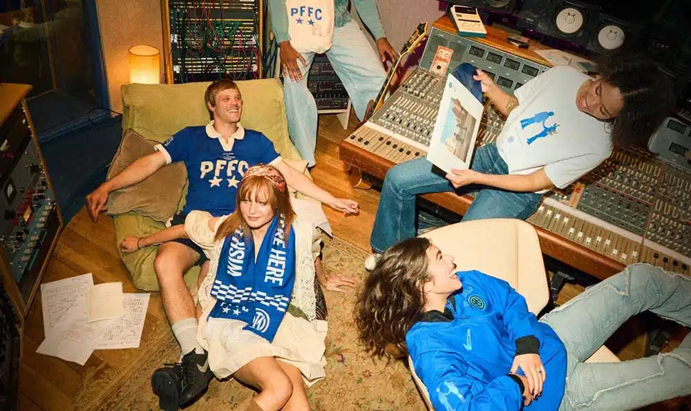 Koleksi Fashion Wish You Were Here hasil kolaborasi Pink Floyd Kolaborasi Dengan Inter Milan