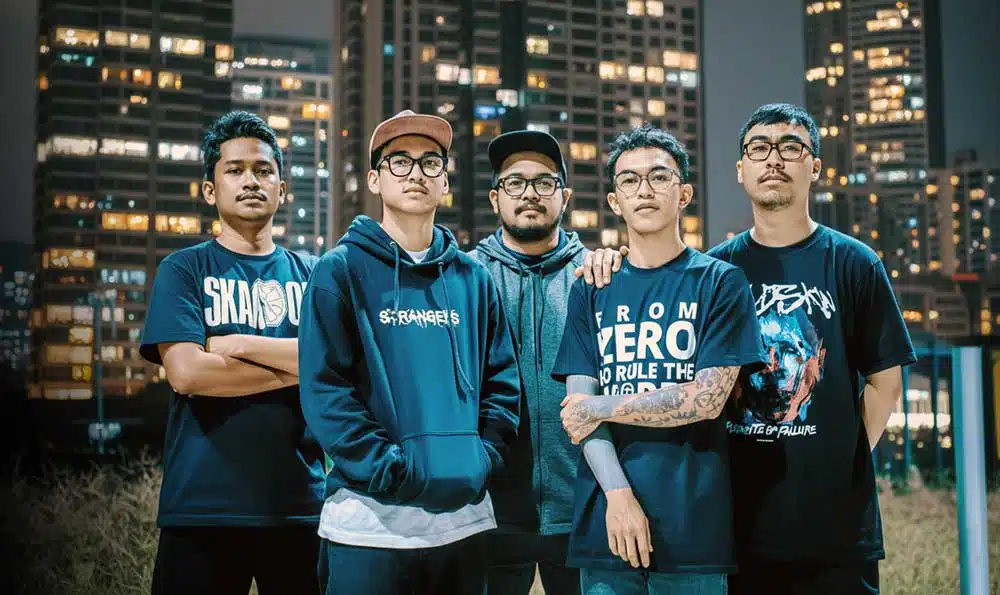 Band Outlier