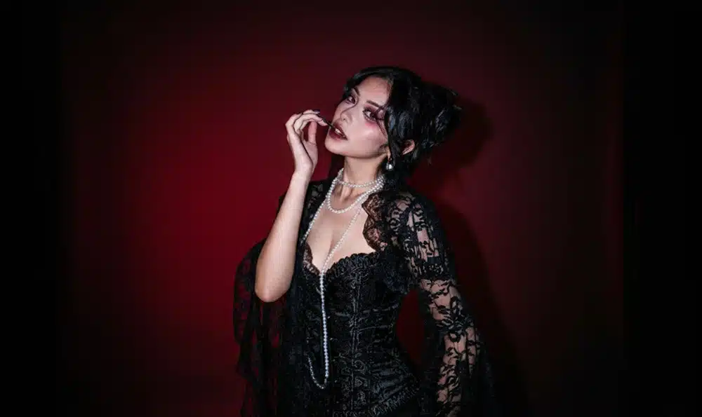 Solois Mindy Sabrina