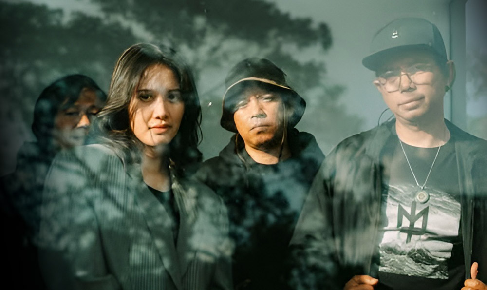 Band Cherry Bombshell Bandung
