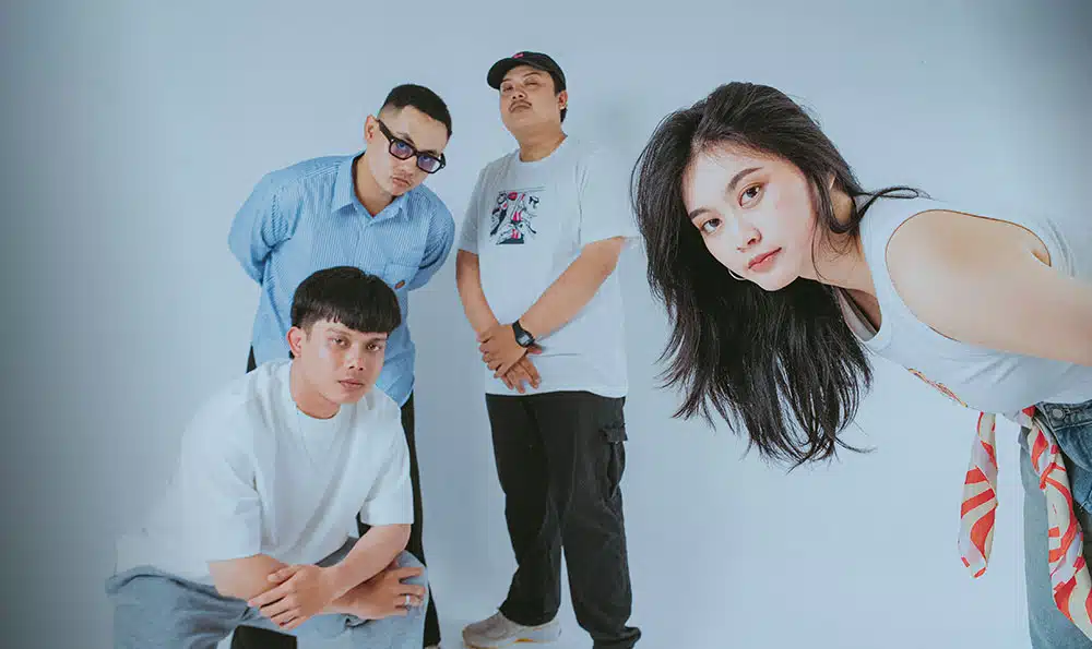 Kolaborasi Pleasure Seekers dan Stefanie Cindy